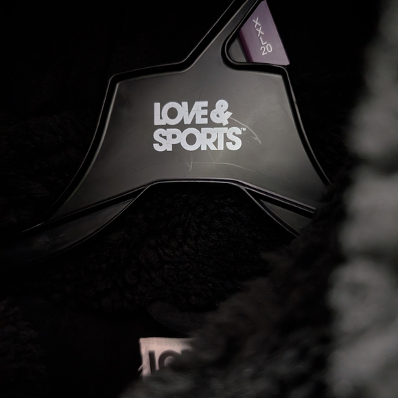 Black Teddy Jacket with Plush Fleece and Stand-Up Collar - Picture 9 of 10